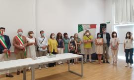 Caldarola, premiati gli studenti di terza media più meritevoli: cerimonia alla "De Magistris" (FOTO)