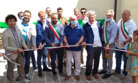 Doppio taglio del nastro a Sefro: ciclostazione per e-bike e nuova area camper