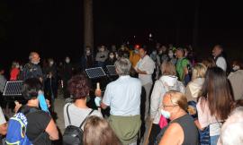 Pieve Torina, un successo la camminata in notturna lungo la nuova ciclopedonale (FOTO)