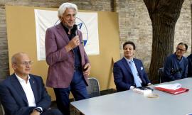 Magdi Allam a Macerata per appoggiare Parcaroli e Alessandrini: "L'Italia si sta autodistruggendo"