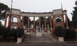 Macerata, al via sistemazione dei cespugli del Monumento ai Caduti: "intervento necessario"