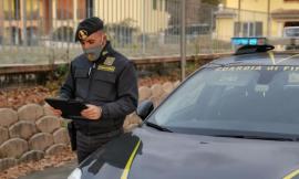 Blitz delle Fiamme Gialle a Petriolo: un arresto e oltre 50 grammi di cocaina sequestrati