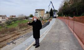 Corridonia, lavori di risanamento dopo la frana: sopralluogo del presidente Pettinari