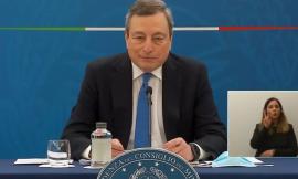 Dal 26 aprile si torna in giallo, Draghi: "Scuole tutte aperte e precedenza alle attività all'aperto"