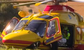 Montelupone, incidente lungo la provinciale 101: motociclista di 19 anni soccorso in eliambulanza