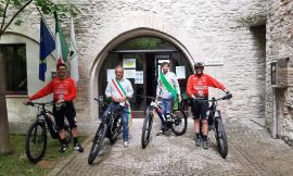 Esanatoglia, nasce 'Borghi e Natura Experience': anche il sindaco Bartocci sale in sella