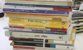 Macerata, fornitura gratuita dei libri di testo: ecco i beneficiari e come presentare domanda