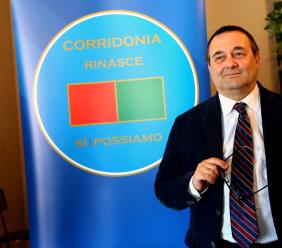 Corridonia, Sandro Scipioni lancia la sua civica e va 'a caccia' degli astenuti: "Priorità alle scuole" (FOTO e VIDEO)