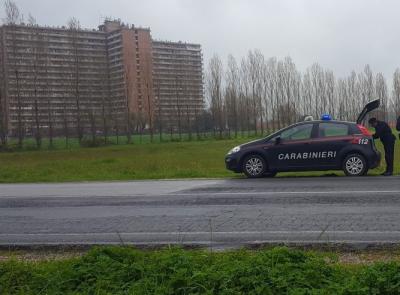 Hotel House, palpeggia una coetanea: denunciato per violenza sessuale un 20enne nordafricano
