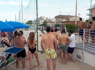 Partitella col campione: Juantorena al Golden Beach di Civitanova (FOTO)