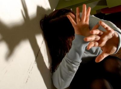 Macerata, violenza sessuale nei confronti della moglie: 49enne condannato a quattro anni