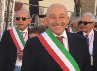 Camerino, il sindaco Sborgia dopo la visita del Papa: "Non possiamo far passare altro tempo"