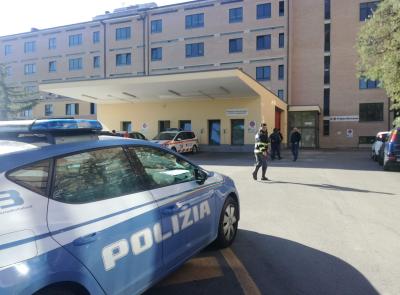 Civitanova, momenti di tensione al pronto soccorso: donna aggredisce infermiera