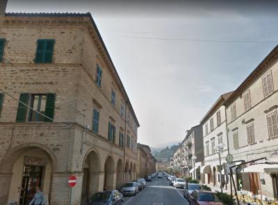 San Severino, il Sindaco revoca l'ordinanza di inagibilità di due negozi e di due abitazioni di viale Eustachio