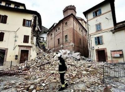 Reportage terremoto - Immagini e testimonianze dai luoghi colpiti dal sisma