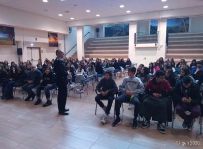 Macerata: la Legione Carabinieri Marche incontra i ragazzi dell'IIS Matteo Ricci