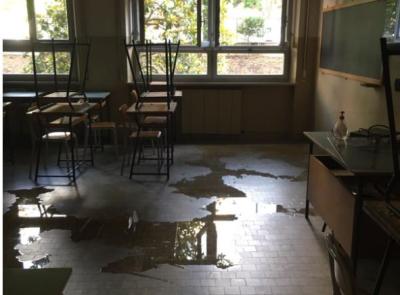 Macerata, aule allagate all'ITE "A.Gentili": sospese le attività didattiche di alcune classi
