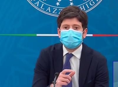 Il ministro Speranza sblocca le visite nelle Rsa: accesso solo per i possessori del Green Pass