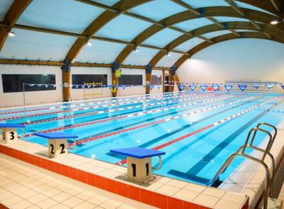 Macerata, con il passaggio in zona bianca riapre la piscina al chiuso: "Finalmente ci siamo"