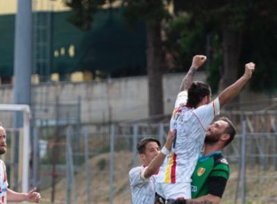 Serie D, la Recanatese si regala un sorriso prima delle vacanze: battuta 1-0 la Vastese