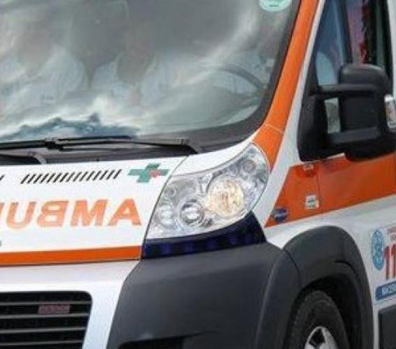 Cade dallo scooter e muore: impatto fatale a Monte San Giusto