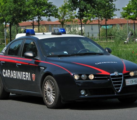 Porto Recanati, danneggia in maniera continuata un' auto: denunciato un egiziano