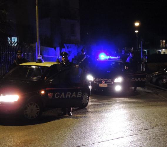 Controlli a tappeto dai carabinieri: denunciata una 21enne e ritirate patenti