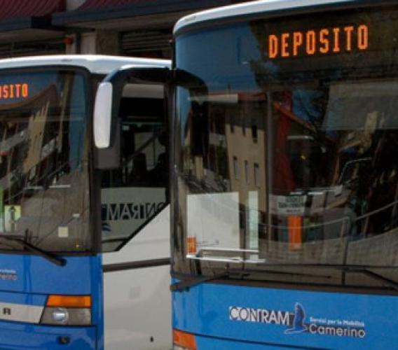 Ultimi giorni utili per acquistare gli abbonamenti scolastici Contram Mobilità: attiva anche la vendita online