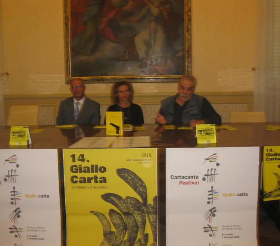 Civitanova, presentate in Comune la ventesima edizione di Carta Canta e la quattordicesima edizione di Giallo Carta