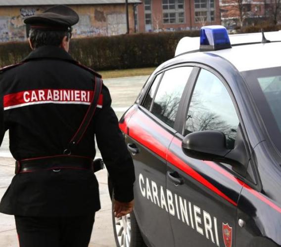 Civitanova Marche: ladri in azione in via Garibaldi, bottino da migliaia di euro