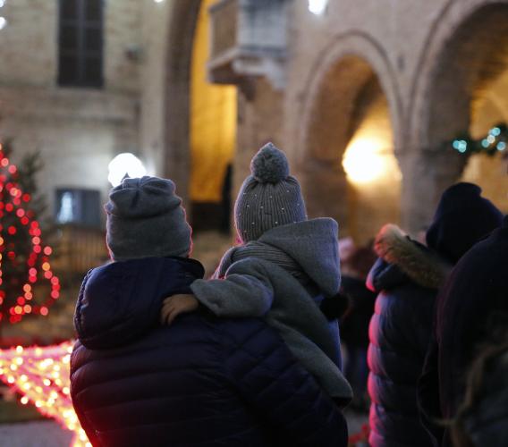 Montecassiano si immerge nella magia del Natale (FOTO)