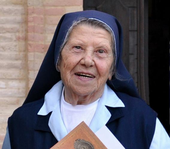 Colmurano ricorda suor Ernestina. "Non ti dimenticheremo mai"