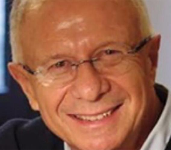 Montefano, padre Alberto Maggi shock su Facebook: "Grillini e leghisti si togliessero dai c******i"
