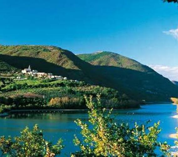 Valfornace, giovedì 31 gennaio incontro pubblico riguardante un progetto per la valorizzazione dei laghi