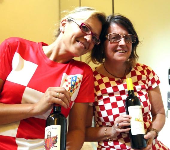 Dalla Svezia a Mogliano per produrre vino di qualità: la storia di Anna, Maja e della Cantina Volverino. (FOTO)