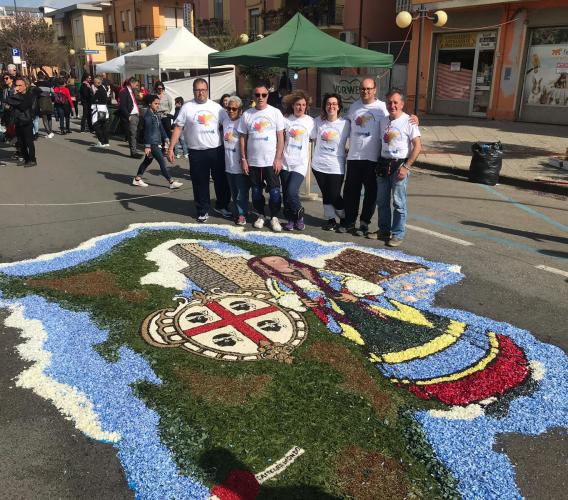 L'Infiorata di Castelraimondo in trasferta a Tortolì