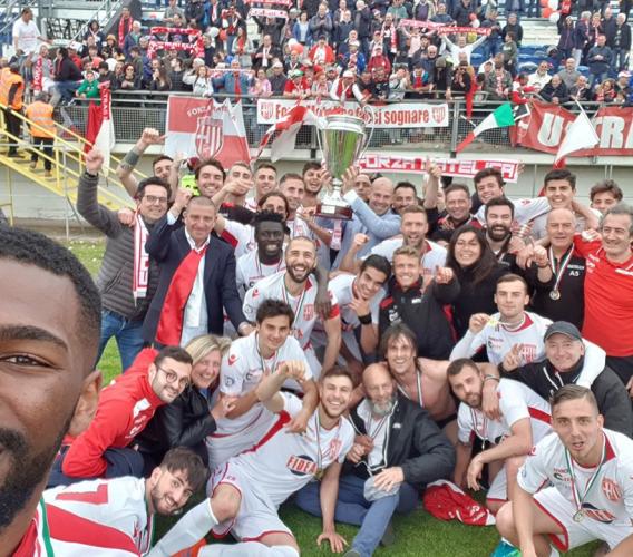 Serie D, primo trofeo nazionale per il Matelica: i biancorossi alzano la Coppa Italia (VIDEO)