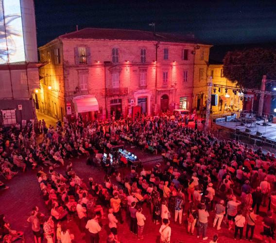 Civitanova, Popsophia: il programma di domenica 21 luglio, dalla Disney ai Beatles