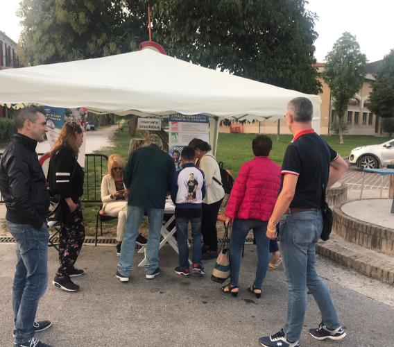 Oltre 6000 firme a sostegno di Matteo Salvini, Arrigoni: "Nelle Marche successo straordinario" (FOTO)