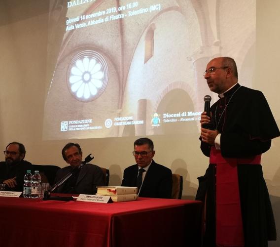 Prestigioso convegno sulle “carte” fiastrensi con il vescovo Marconi all’Abbadia di Fiastra