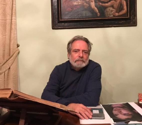L'intervista de "La Verità" al medico che ospitò Mifsud: "Un uomo pacato appassionato di scacchi e di Alessandro Borghese"