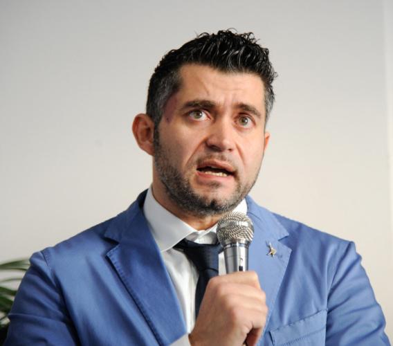 Spaccio davanti alle scuole, Merlini (Lega): "Il Pd nega l’evidenza. L'azione della Questura è l'unico supporto alle famiglie"
