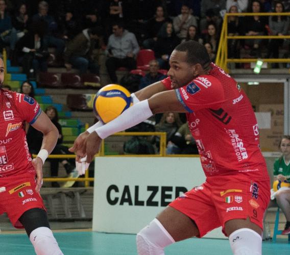Superlega, la Lube sfida in trasferta Vibo Valentia: come seguirla in tv
