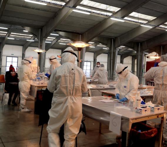 Coronavirus, 416 casi oggi nelle Marche: il 75% dei ricoverati in terapia intensiva non è vaccinato