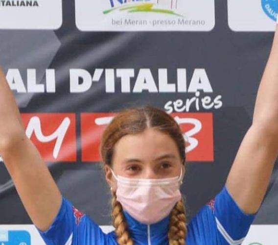Ciclismo, splendido trionfo di Giulia Rinaldoni a Nalles tra le allieve