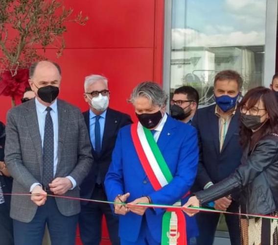 Tolentino, taglio del nastro per il nuovo centro tennis: potrà ospitare anche gare internazionali