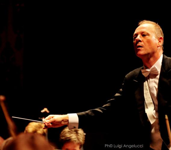 Musiche da film con l'Orchestra Filarmonica Marchigiana a Urbisaglia e Porto Recanati