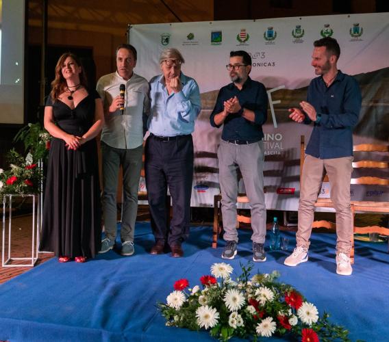 Sgarbi chiude l'Appenino Foto Festival: "parlerò con Draghi di ciò che ho visto in questi territori"