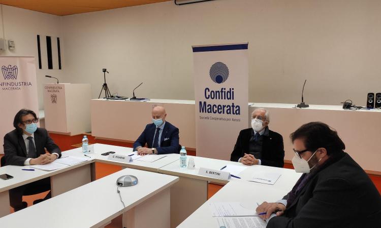 Risorse Fino A 600 Mila Euro Alle Imprese Confidi Macerata E Bcc Recanati Insieme Per Il Territorio Picchio News Il Giornale Tra La Gente Per La Gente