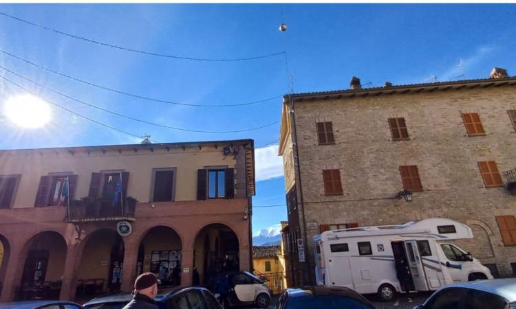 Il camper vaccinale fa tappa a Monte San Martino: boom di adesioni in un giorno